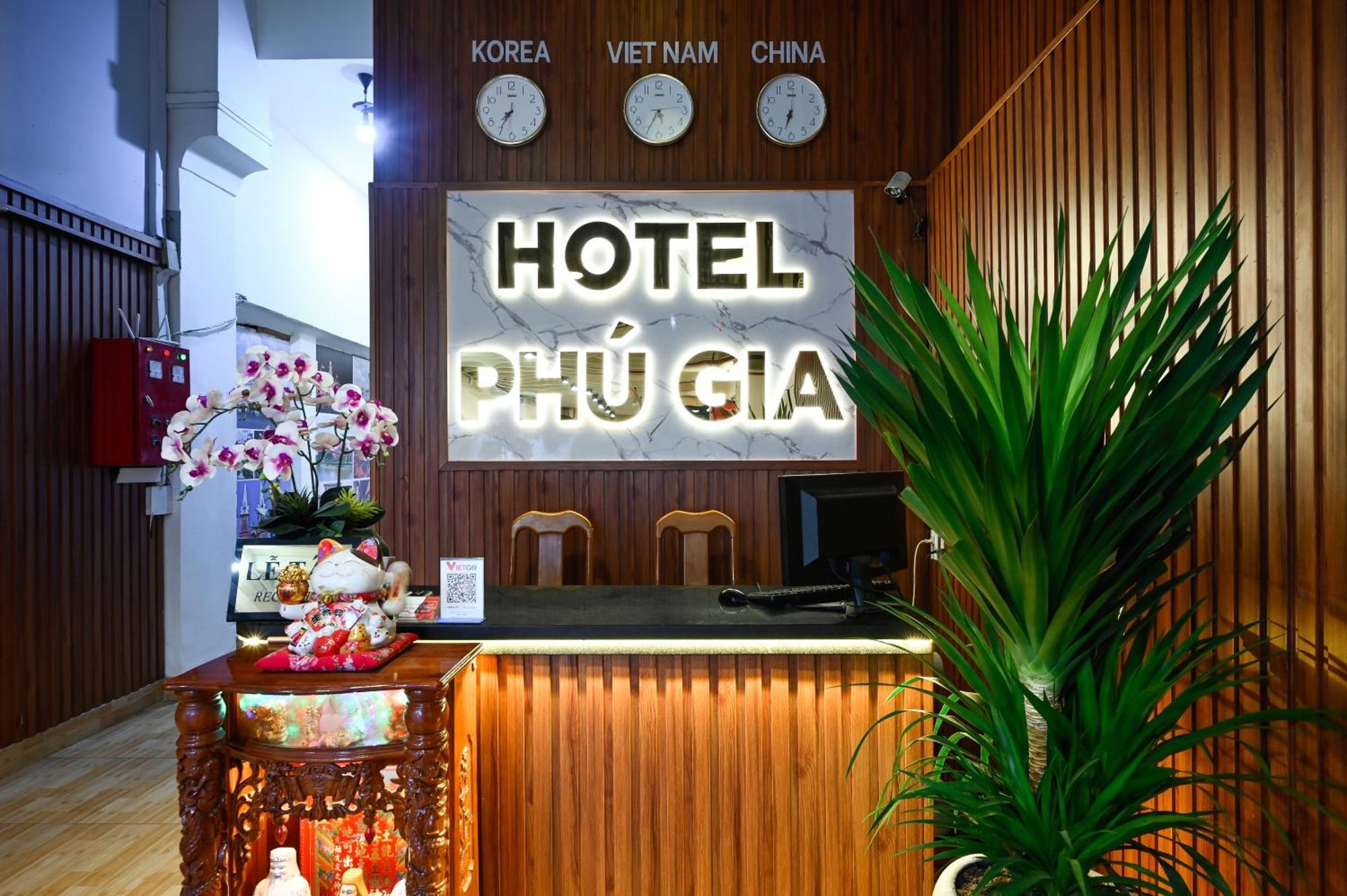Phu Gia Hotel 193 Nguyen Thai Hoc Хошимин Экстерьер фото